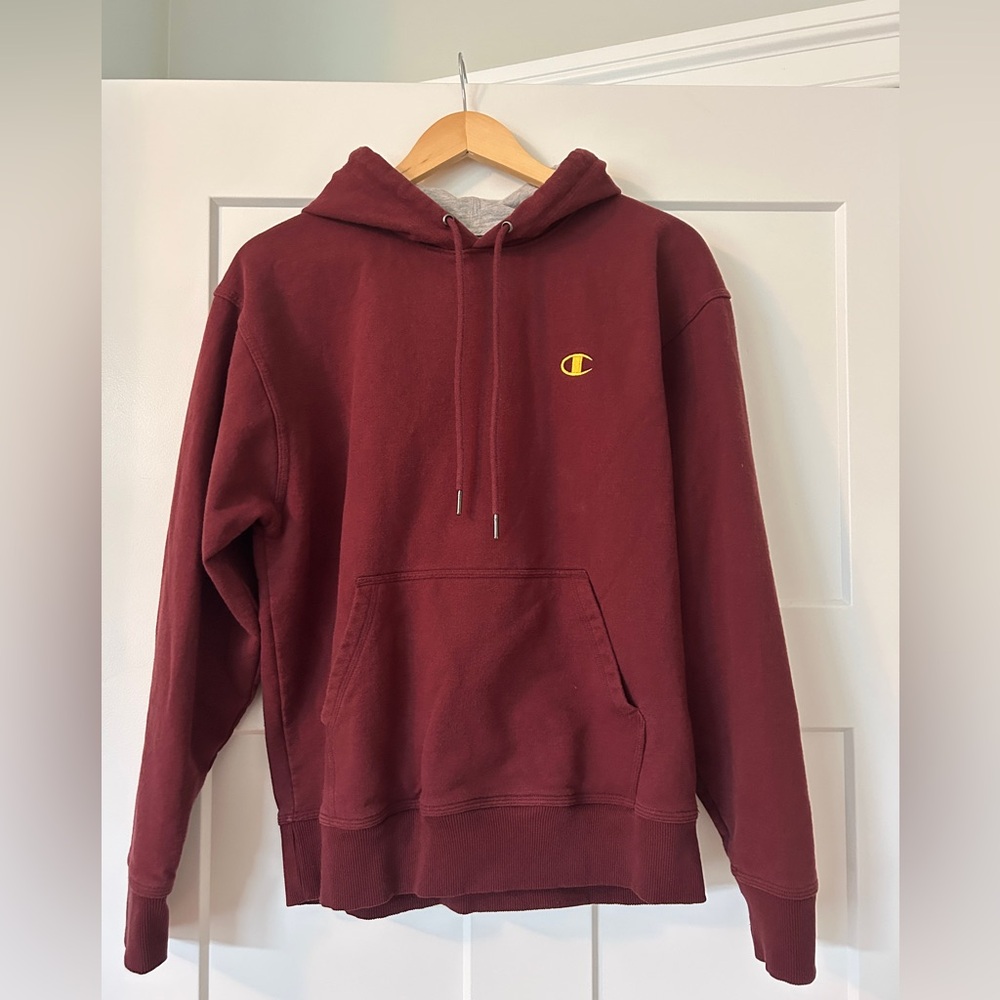 Champion Burgundy Sweatshirt with Gold Detailing